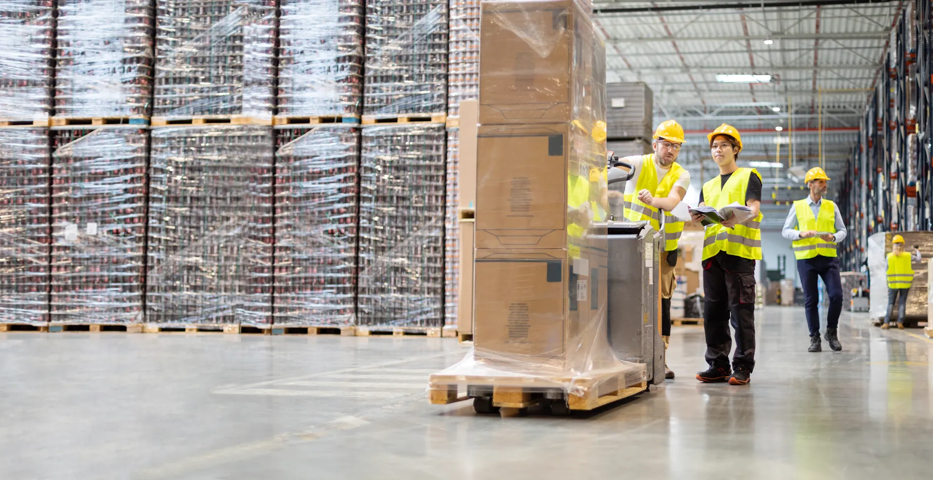 Profi Stretchmaschinen für noch mehr Sicherheit beim Transport Lagerhaltung mit Stretchmaschinen