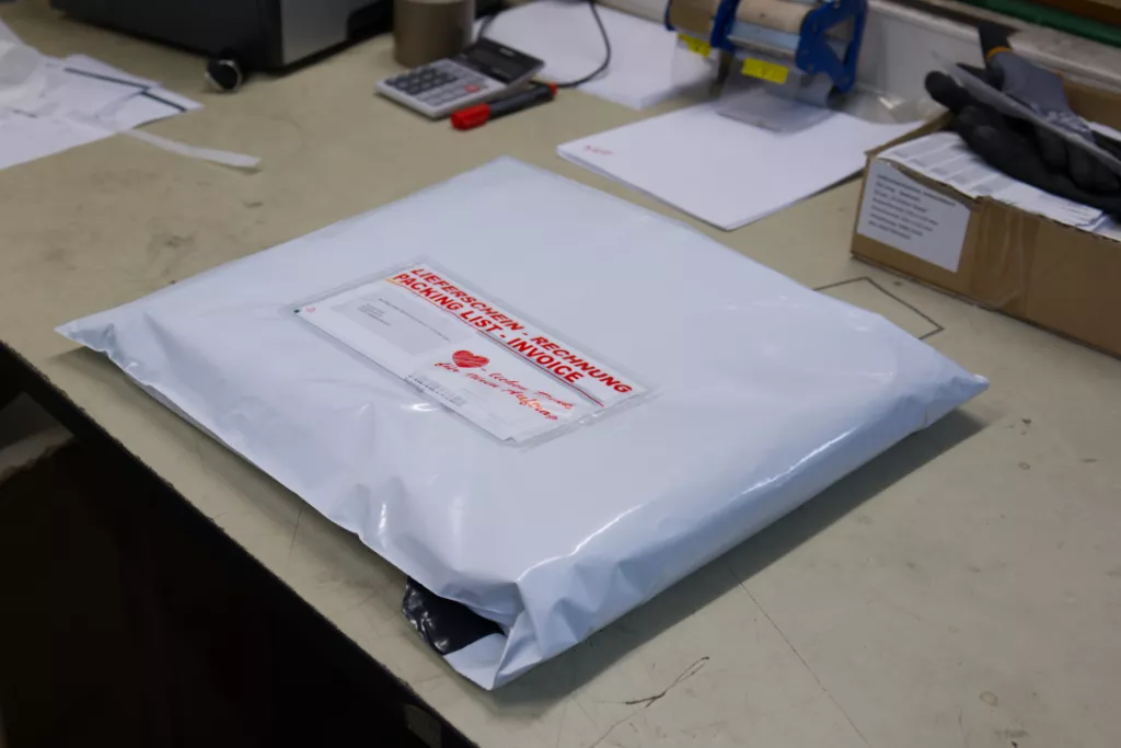 Versandtasche COEX, 175 x 225 + 50 mm, 50 µ, 80 % Rezyklat Versandtasche COEX, 175 x 225 + 50 mm, 50 µ, 80 % Rezyklat