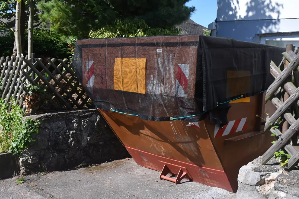 Containernetz 3,5 x 5 m, 225 g/qm, schwarz Containernetz 3,5 x 5 m, 225 g/qm, schwarz