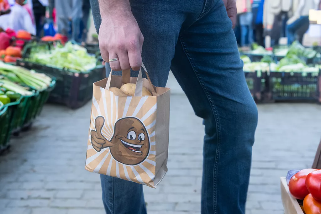 Papiertragetaschen 1,5 kg "Happy Potato" Papiertragetaschen 1,5 kg "Happy Potato"