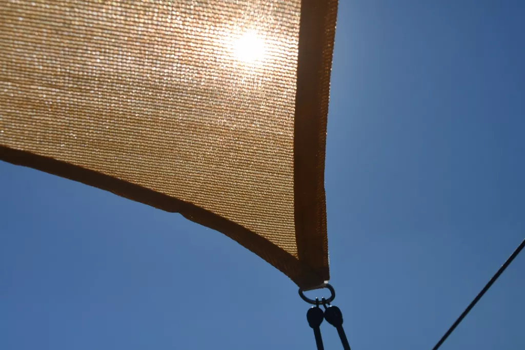 Sonnensegel HDPE inkl. Befestigungsseile, 3 x 5 m, beige